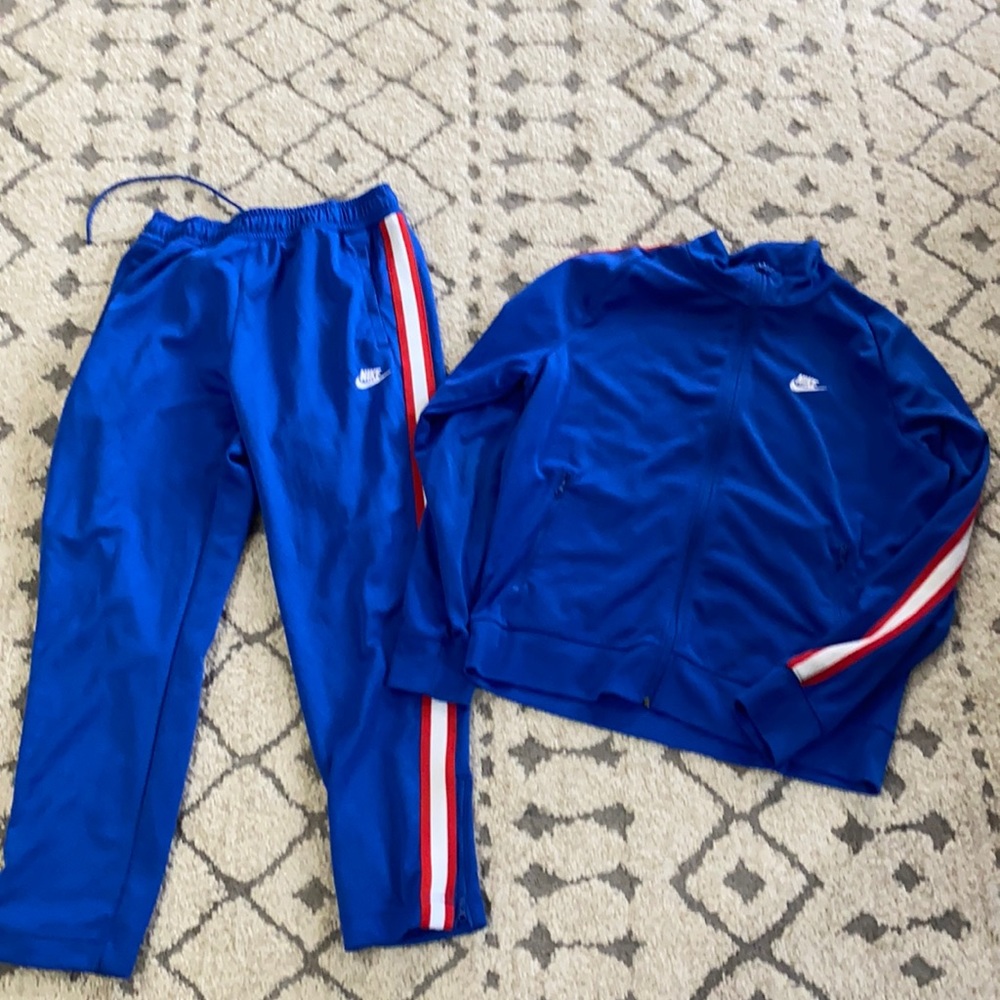 Men's Nike track suit